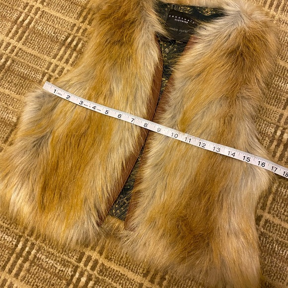 Sanctuary Clothing Couture Inspired Faux Fur Vest XS - Picture 5 of 9